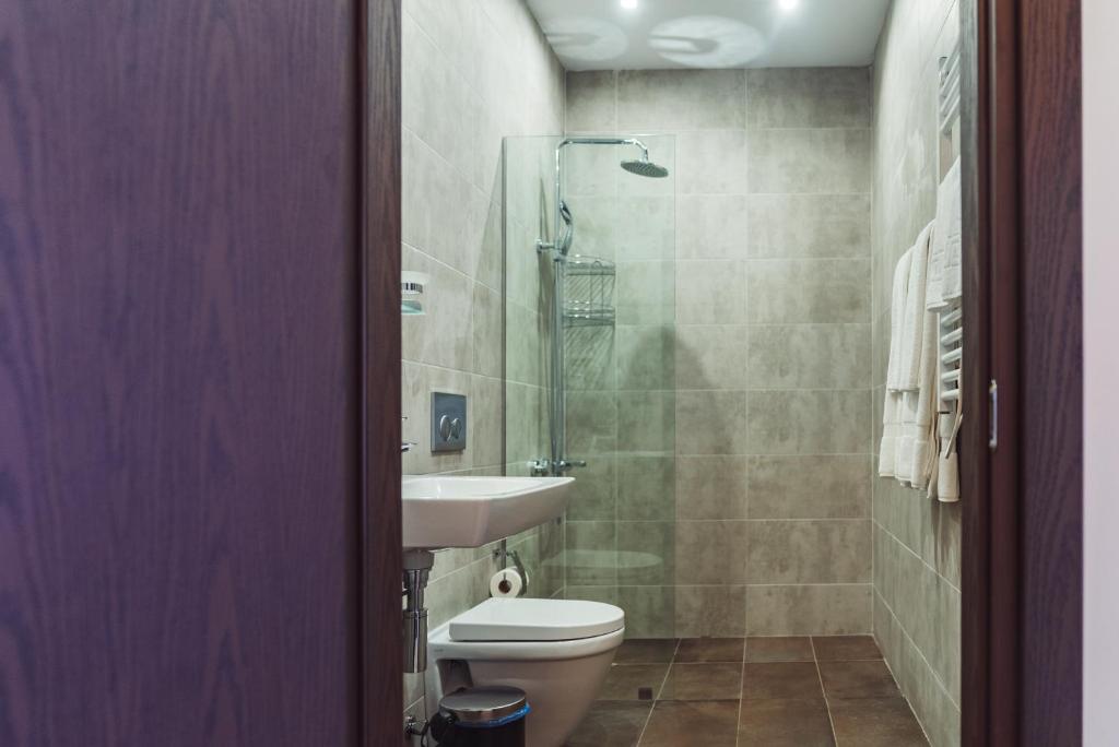 کارگزار هتل اسکای این باتومی