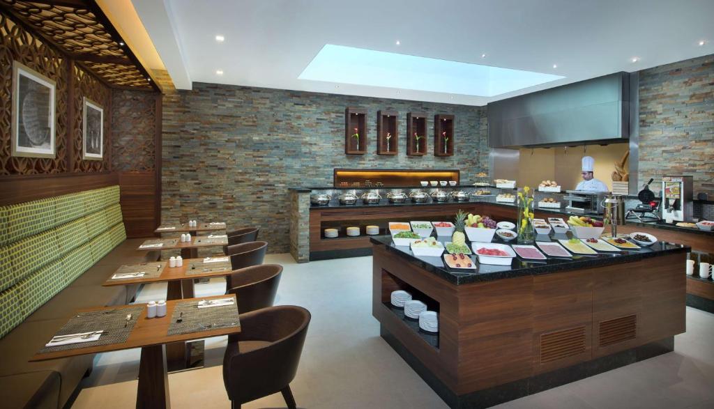 hotel Hilton Garden Inn Al Muraqabat