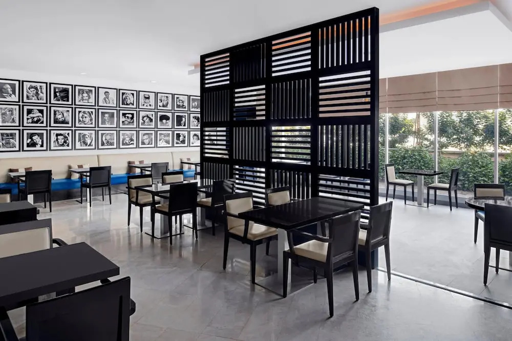 hotel Holiday Inn Express Dubai Airport