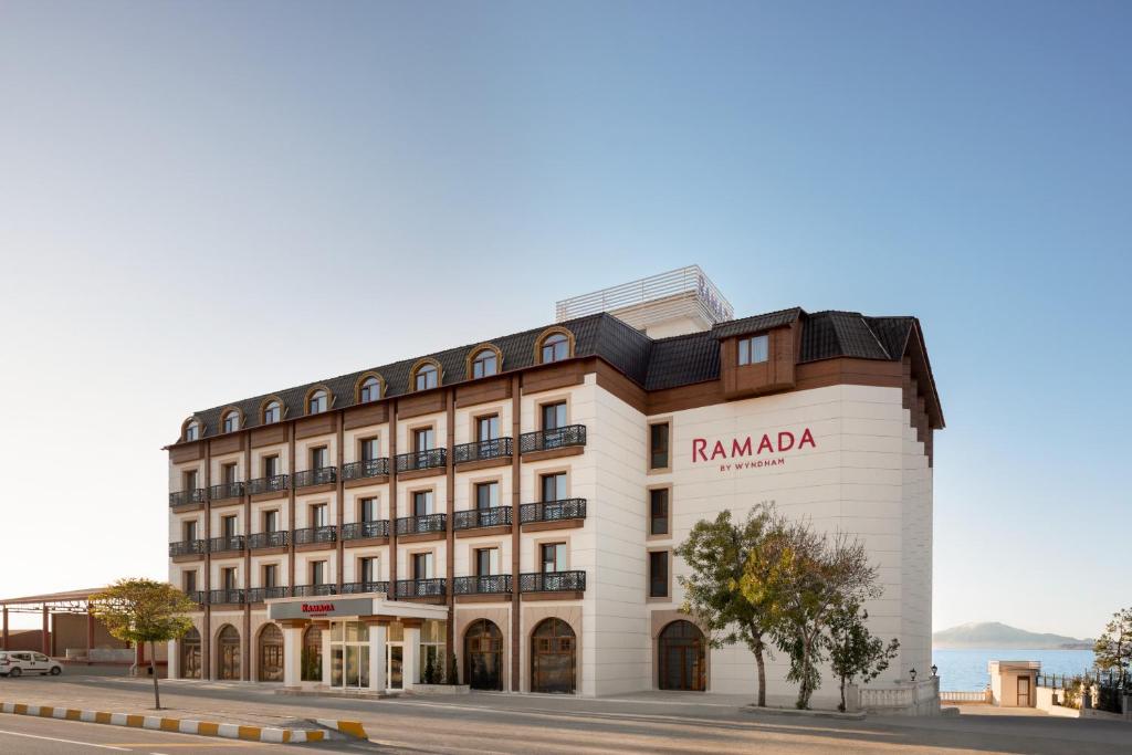 هتل رامادا اند سوئیت بای ویندهام ۳۲ پارک اربیل
