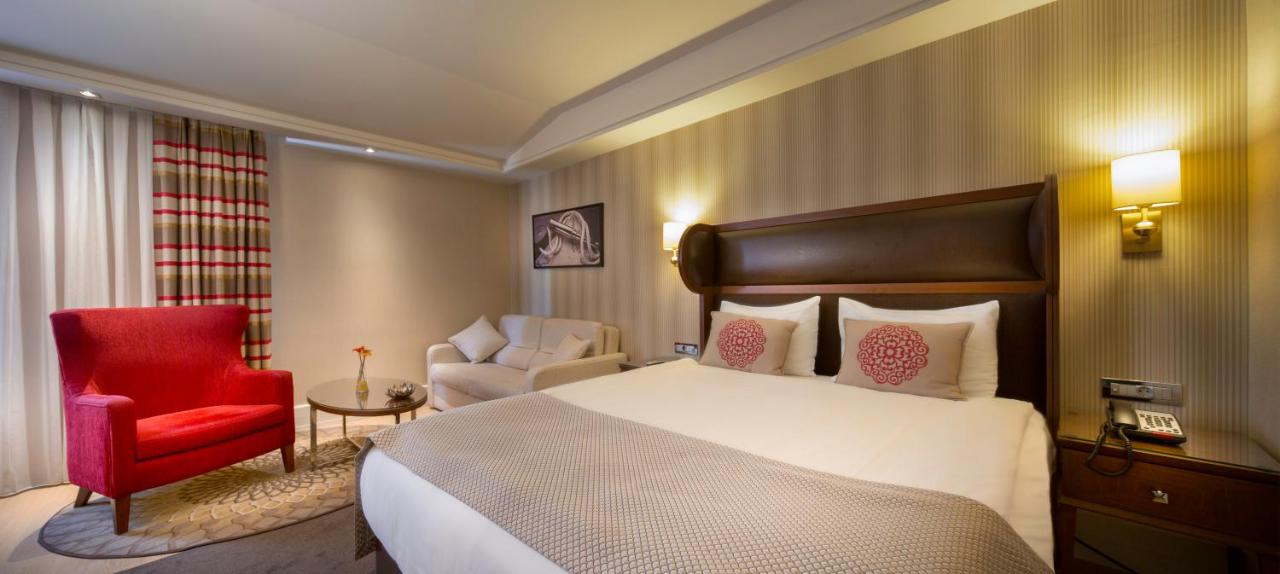 کارگزار هتل تایتانیک کامفورت استانبول