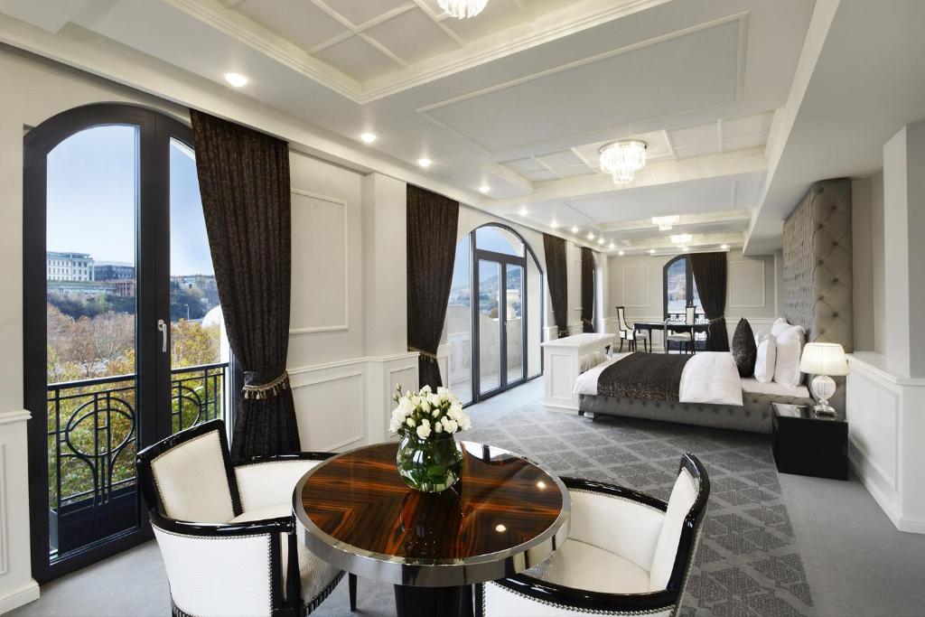 hotel AMBASSADORI TBILISI