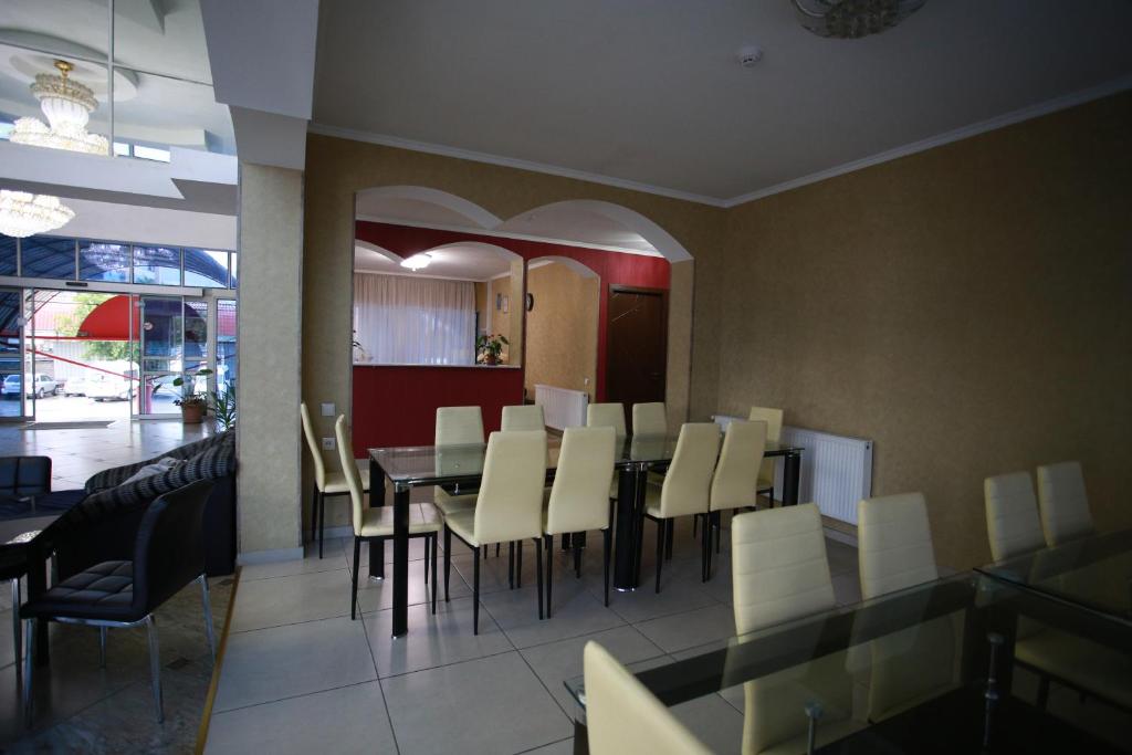 hotel Okriba
