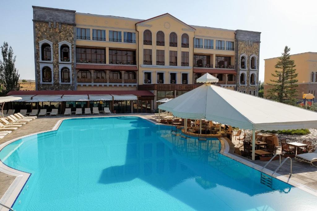 hotel Caucasus 